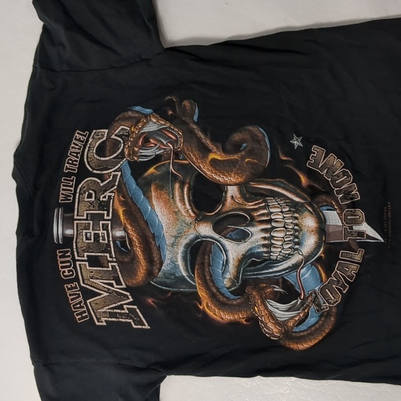 Graphic Tee Size Small - Picture 1 of 4